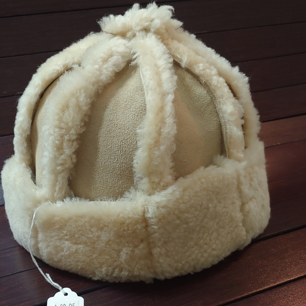Cozy Cream sheepskin Women's Hat